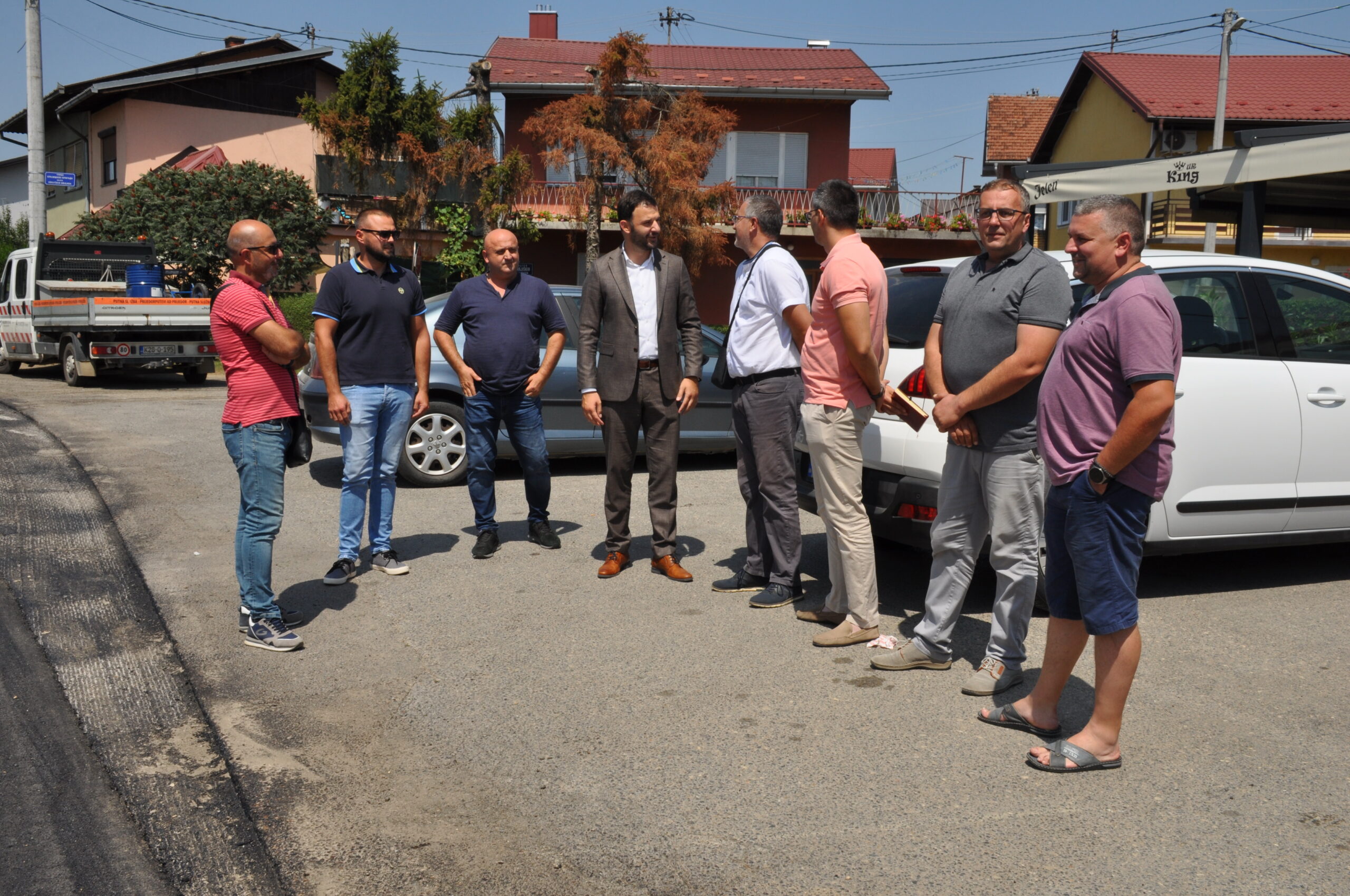 Gradonačelnik Prijedora obišao radove na rehabilitaciji asfalta u Ulici 29. novembra