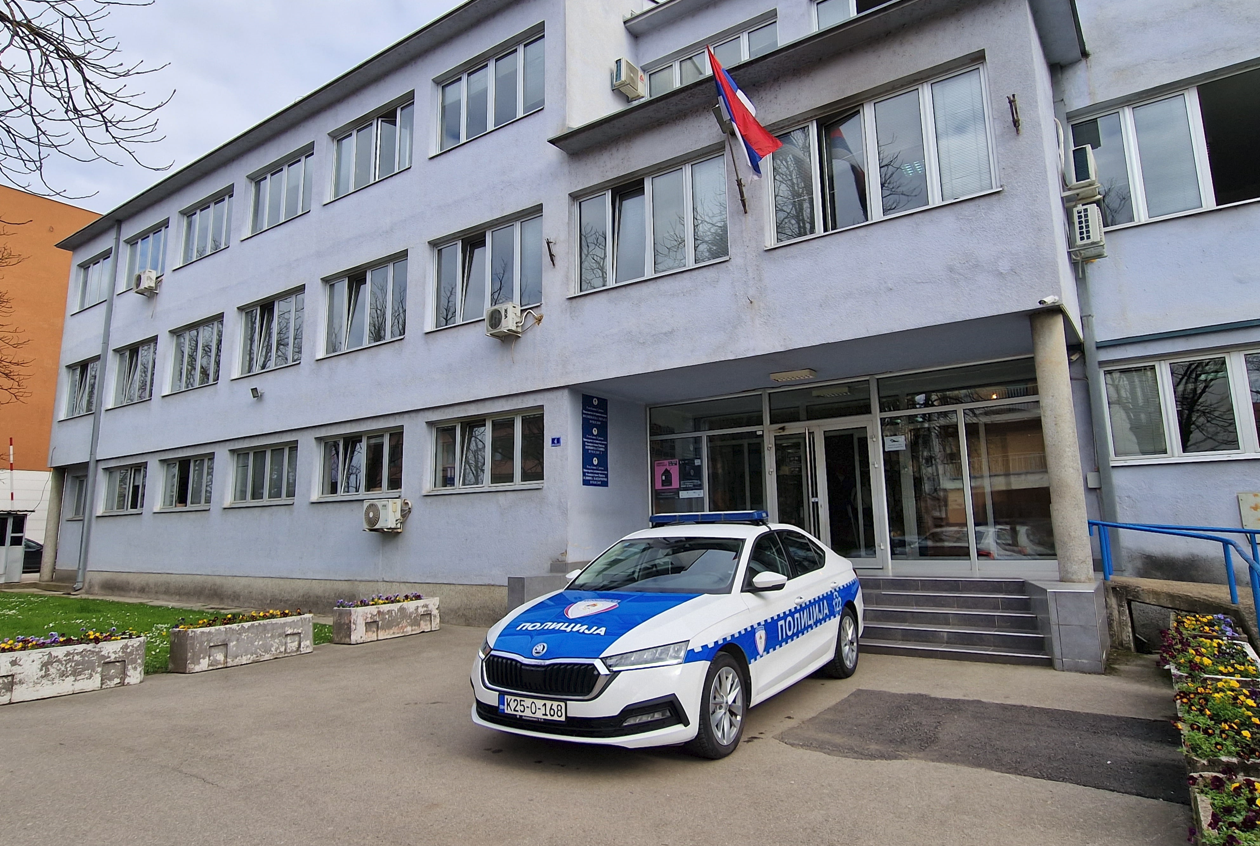 Uhapšen vozač koji je pobjegao nakon što je udario motociklistu Uhapšen vozač koji je pobjegao nakon što je udario motociklistu