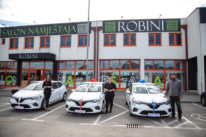 Povodom jubileja “Robini Design” nagradio radnike automobilima