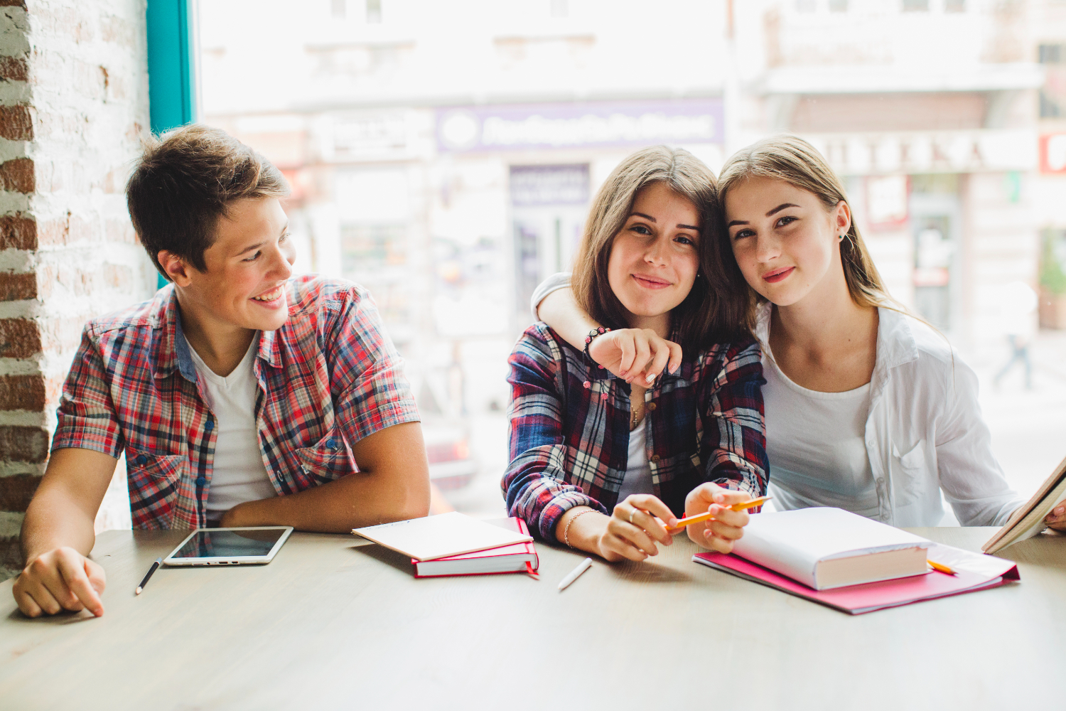 Gradska uprava: Odobrene stipendije za 81 studenta Gradska uprava: Odobrene stipendije za 81 studenta