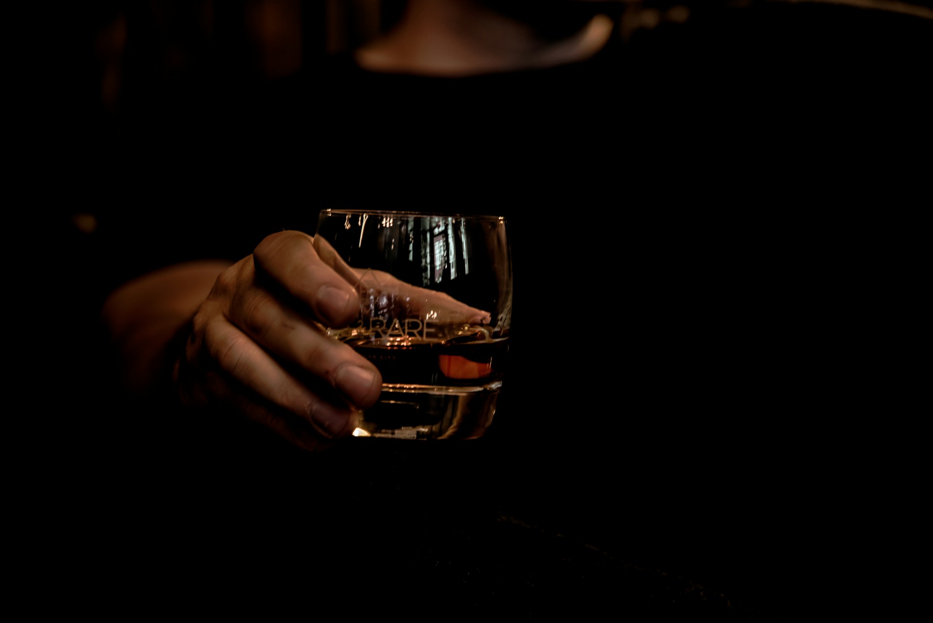Uvesti mjeru obaveznog liječenja od alkoholizma za zaštitu od nasilja Uvesti mjeru obaveznog liječenja od alkoholizma za zaštitu od nasilja