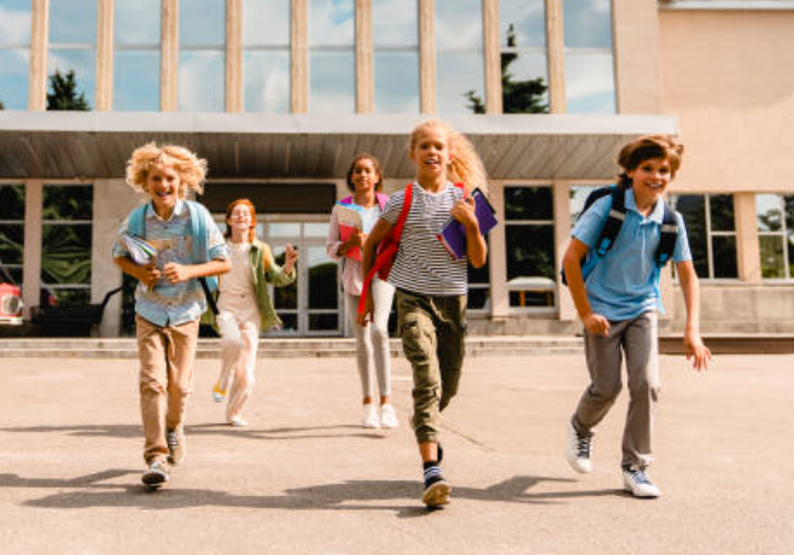 Počela isplata stipendija učenicima i studentima Počela isplata stipendija učenicima i studentima
