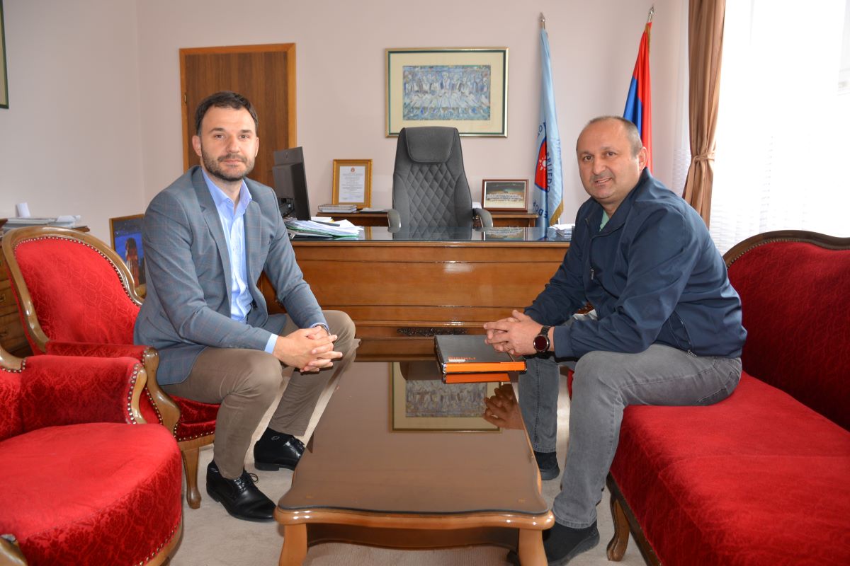 Učesnici biciklističke vožnje 16. maja bit će nagrađeni sa 10 bicikala Učesnici biciklističke vožnje 16. maja bit će nagrađeni sa 10 bicikala