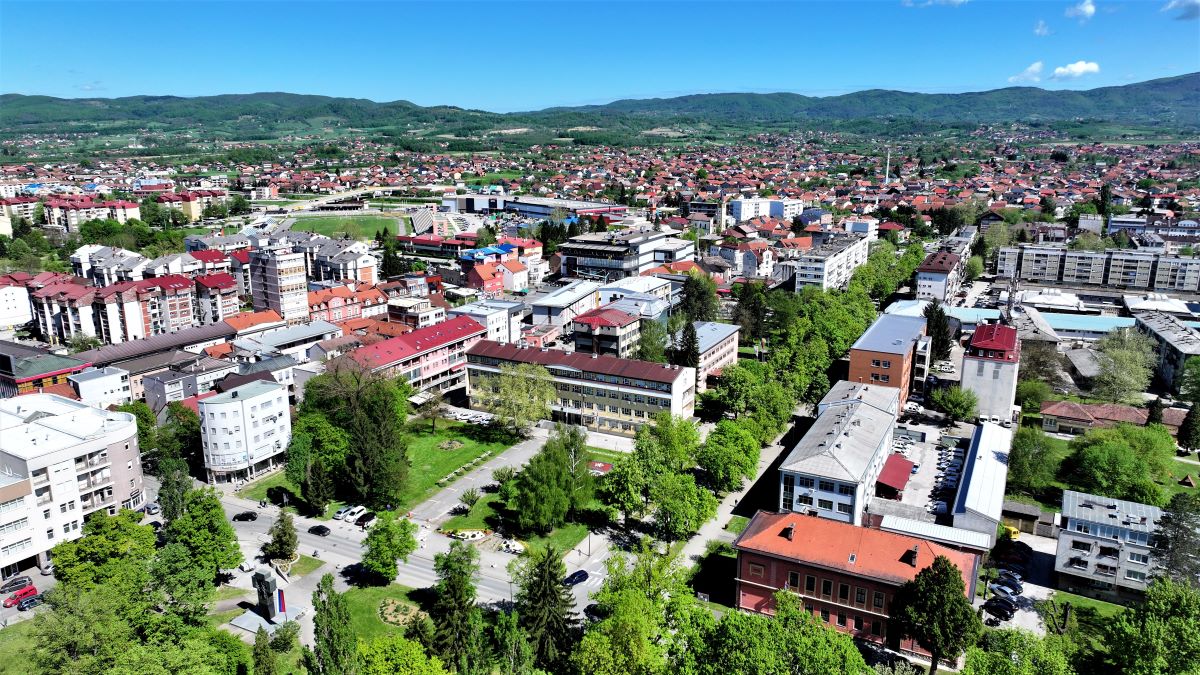 Uvedena nova prava iz budžeta grada, izmijenjeni iznosi novčanih davanja Uvedena nova prava iz budžeta grada, izmijenjeni iznosi novčanih davanja
