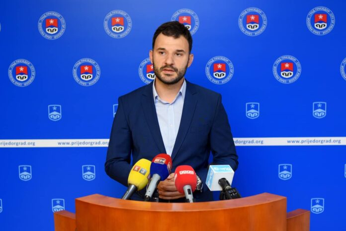 Odgovor gradonačelnik Prijedora na otvoreno pismo neformalne grupe građana “Prijedor se budi” Odgovor gradonačelnik Prijedora na otvoreno pismo neformalne grupe građana “Prijedor se budi”