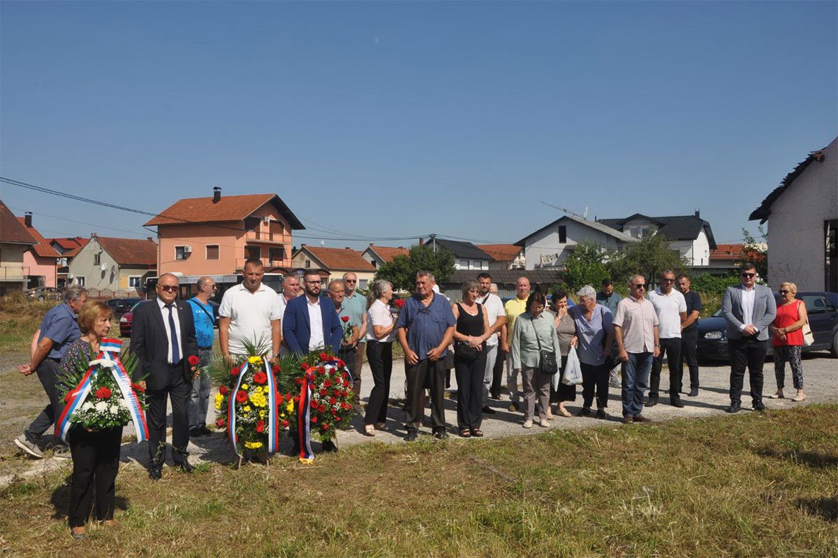 Parastos Srbima stradalim u logoru Ciglana