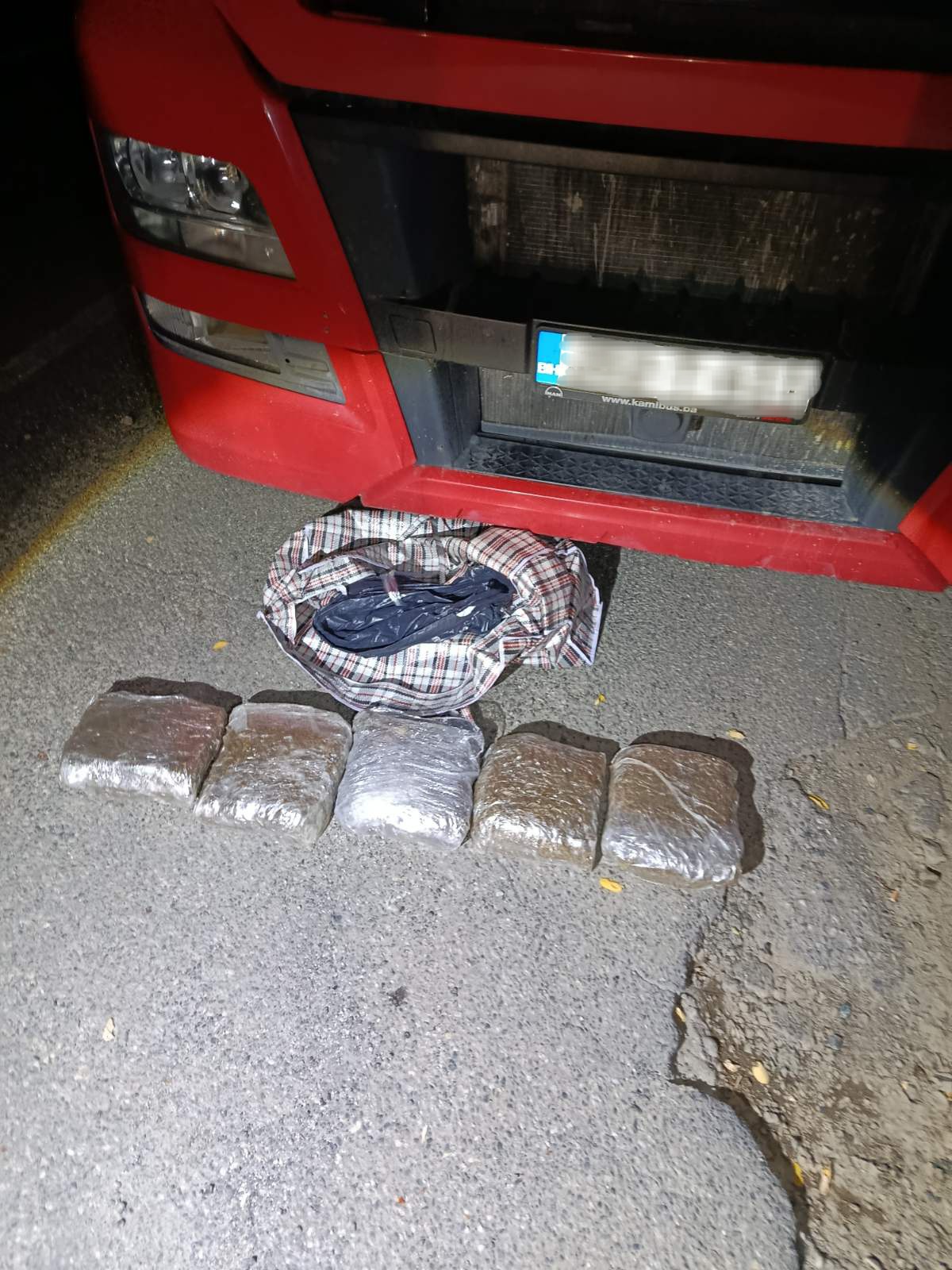 Hapšenje u Prijedoru: U akciji “MAN” pronađeno pet kilograma droge Hapšenje u Prijedoru: U akciji “MAN” pronađeno pet kilograma droge