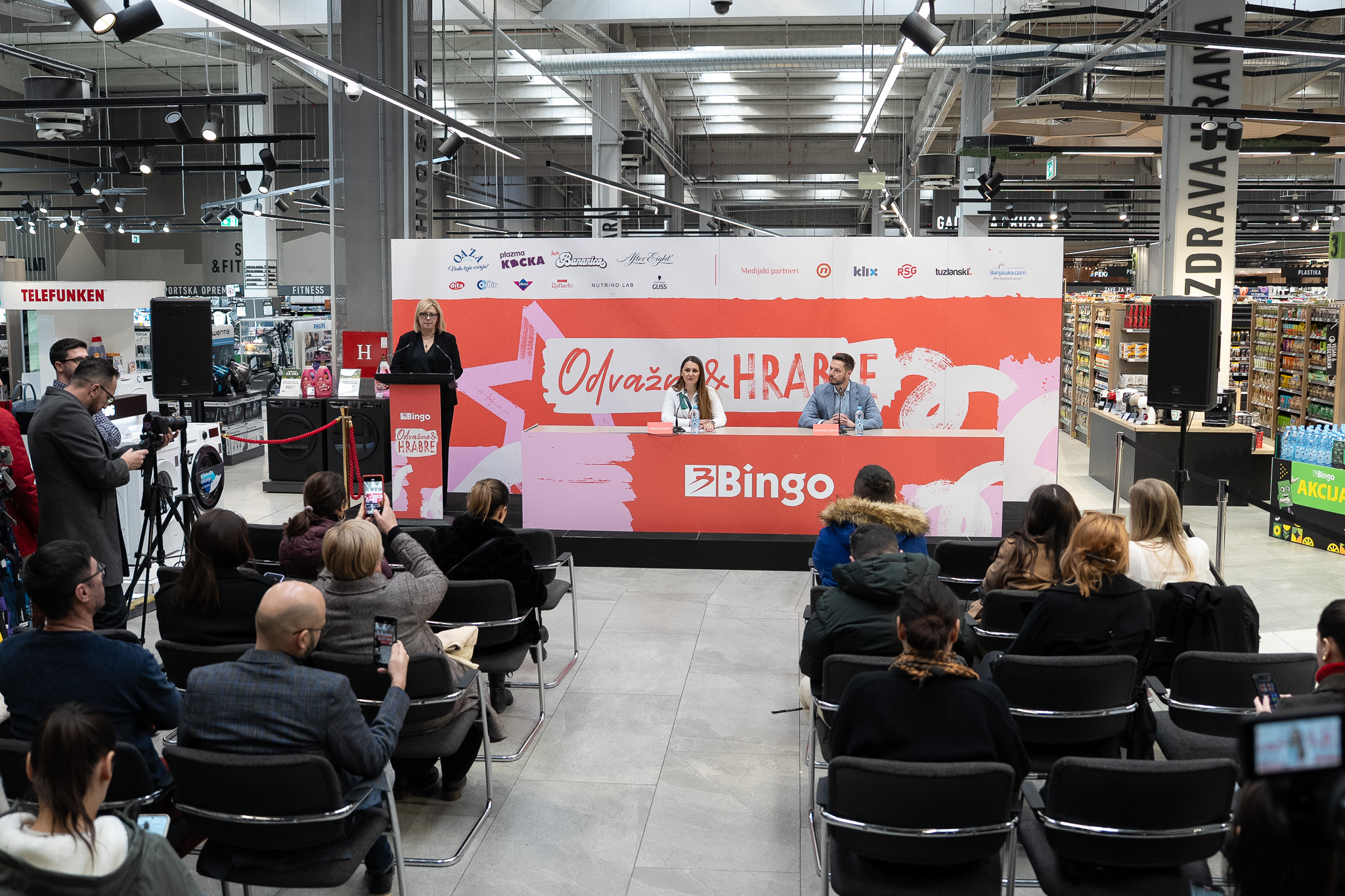 Bingo kroz projekat „Odvažne i hrabre“ ponovo izdvaja 50.000 KM za poduzetnice širom BiH Bingo kroz projekat „Odvažne i hrabre“ ponovo izdvaja 50.000 KM za poduzetnice širom BiH